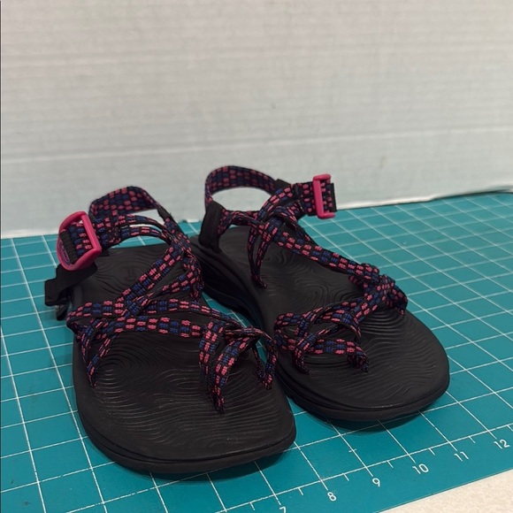 Chaco Black & Pink ZX/2 Cloud Dual Adjustable Straps Cushioned Sandal Size 9 Med - Picture 1 of 13